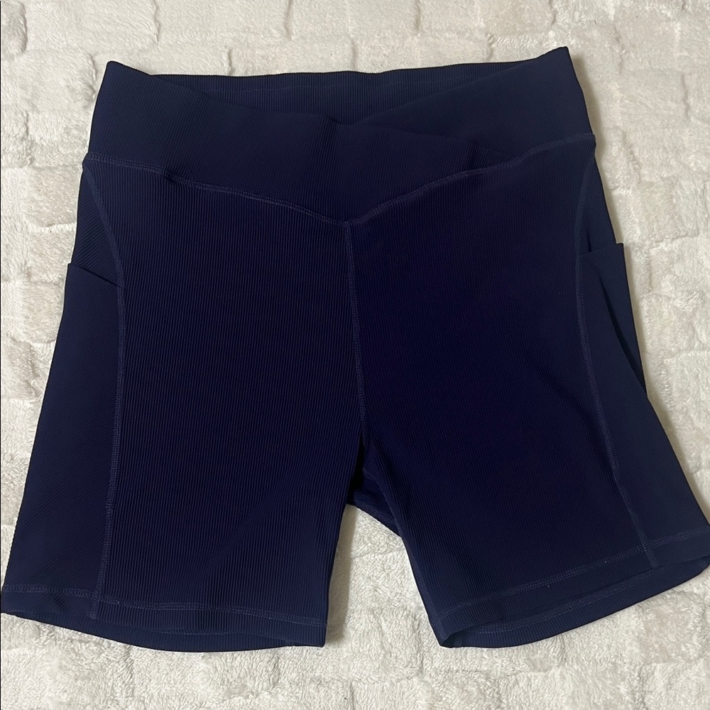 Navy biker shorts